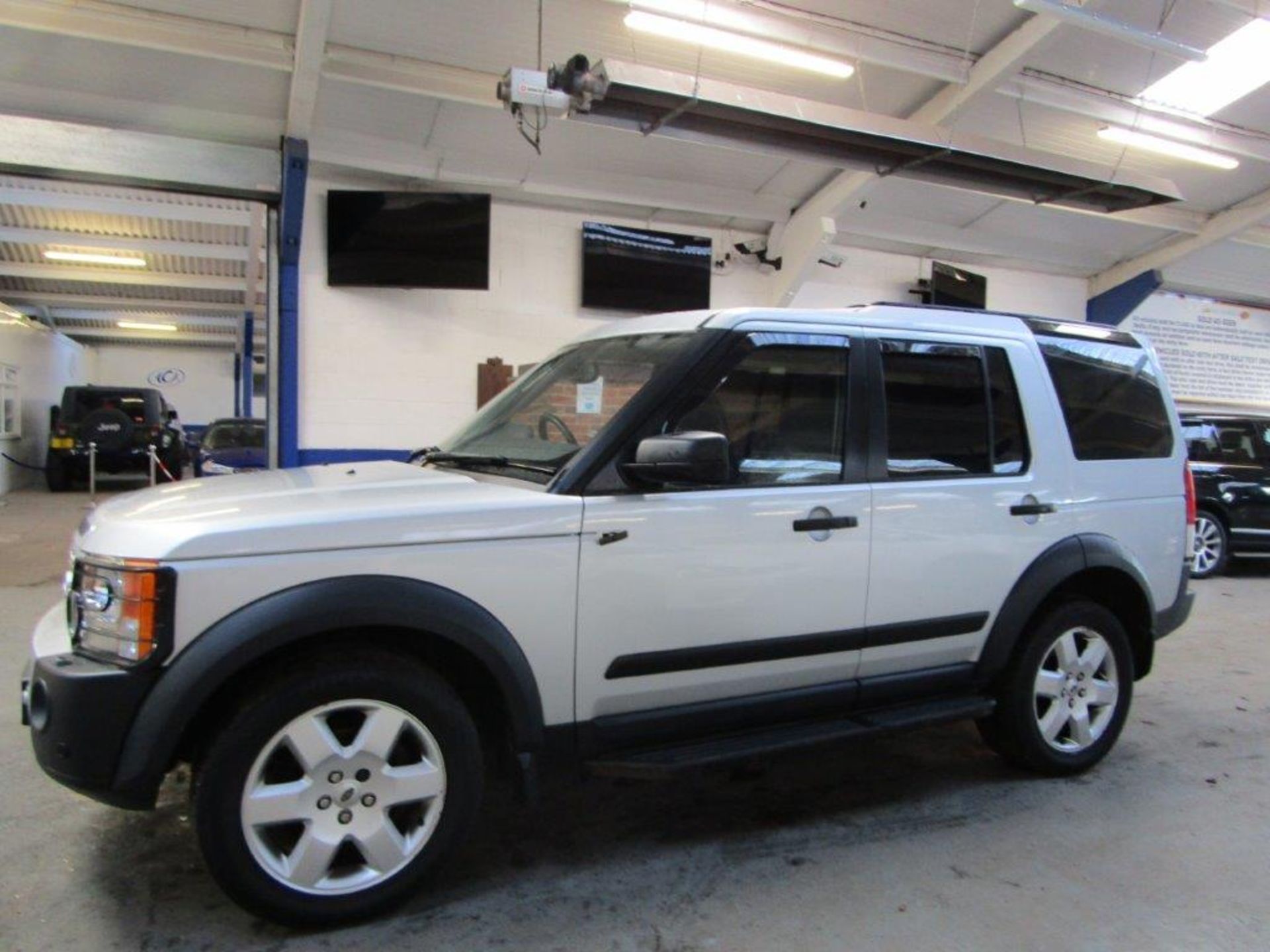 05 05 Land Rover Discovery 3 TDV6 A