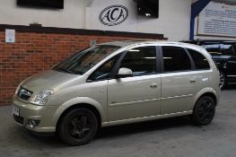 57 07 Vauxhall Meriva Design