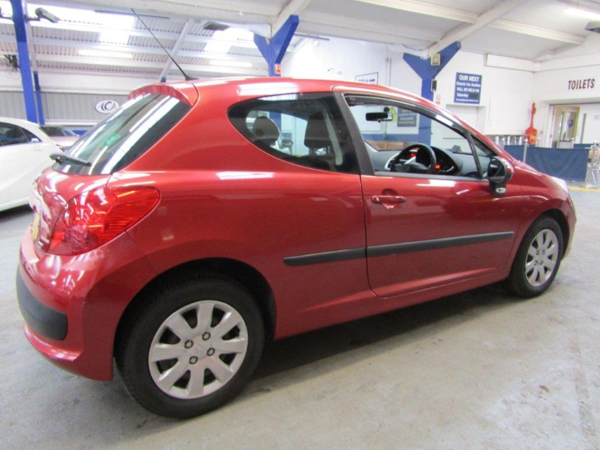 08 08 Peugeot 207 S - Image 10 of 24