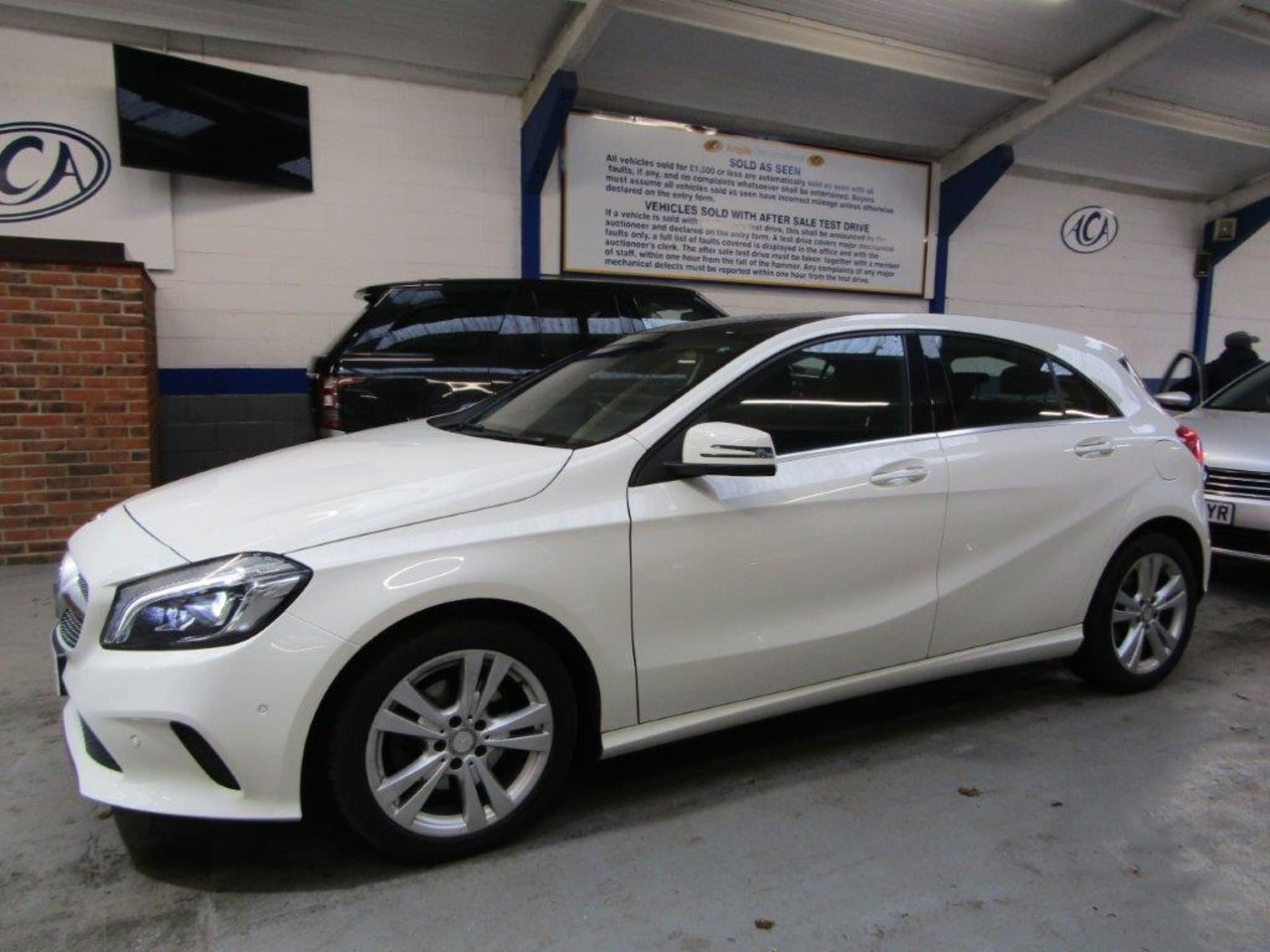 17 17 Merc A160 Sport Prem + Auto