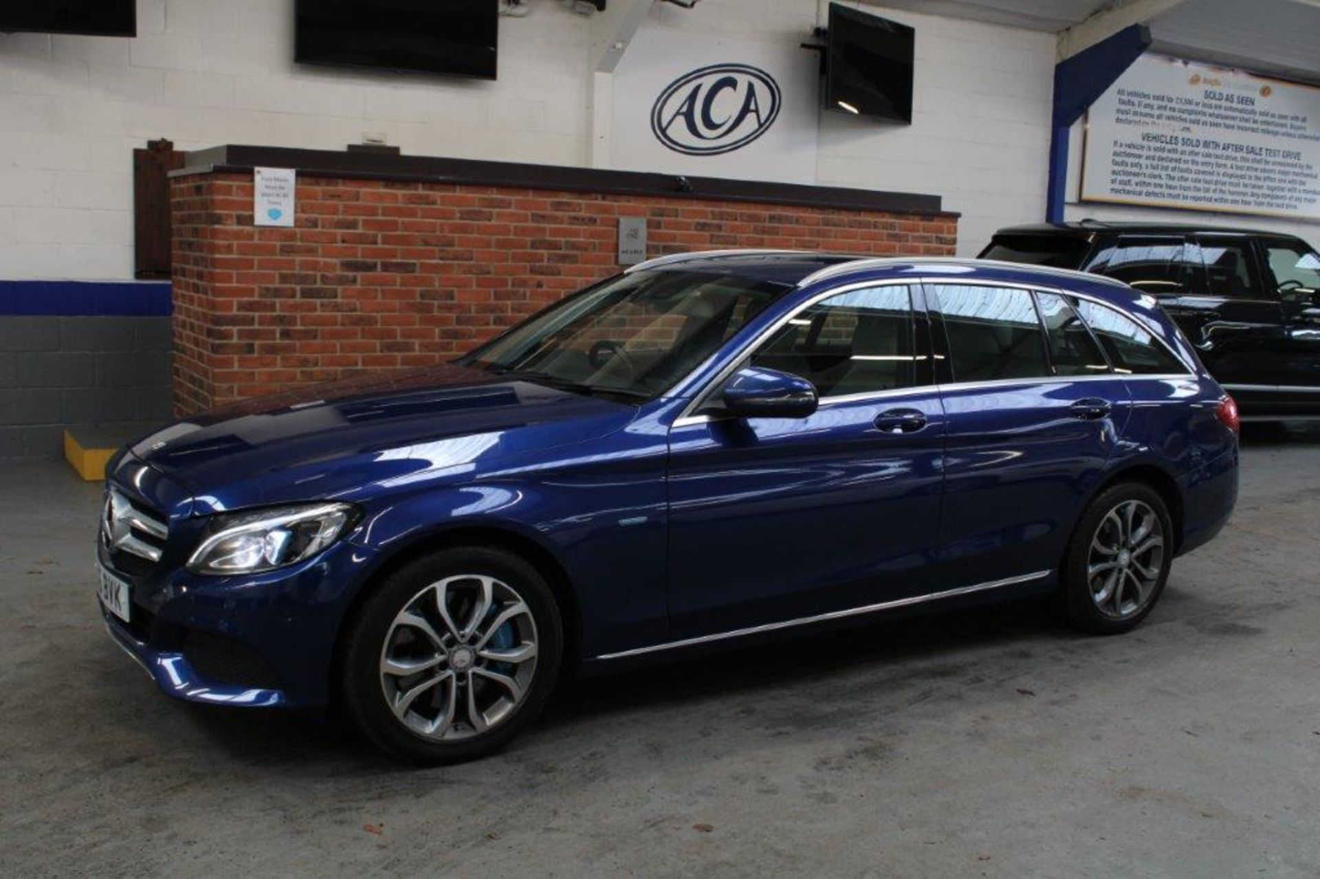 16 16 Mercedes C350 Sport E Auto