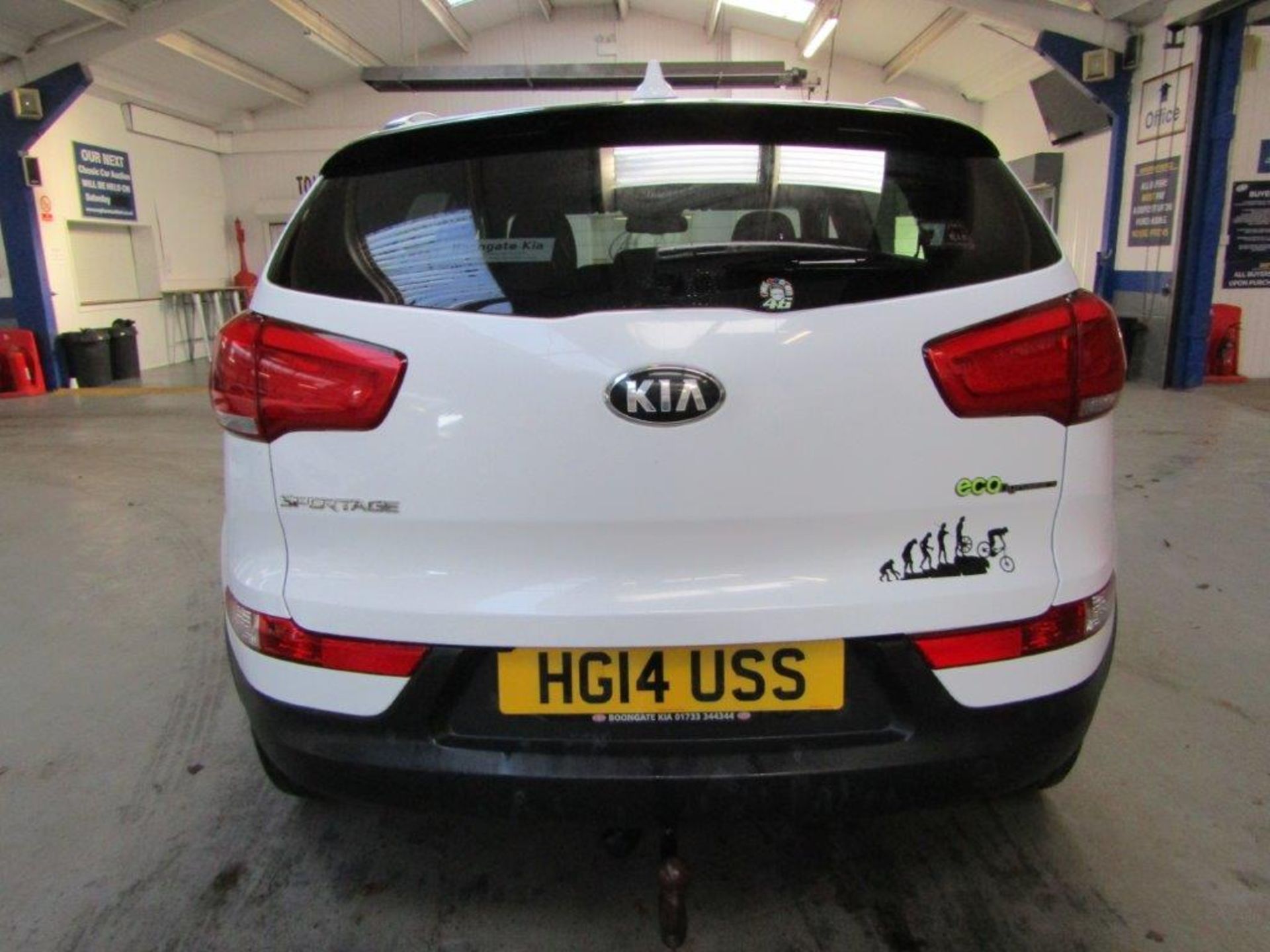 14 14 Kia Sportage White Edtn ISG - Image 2 of 25