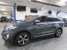 17 17 Kia Sorento KX-2 CRDi