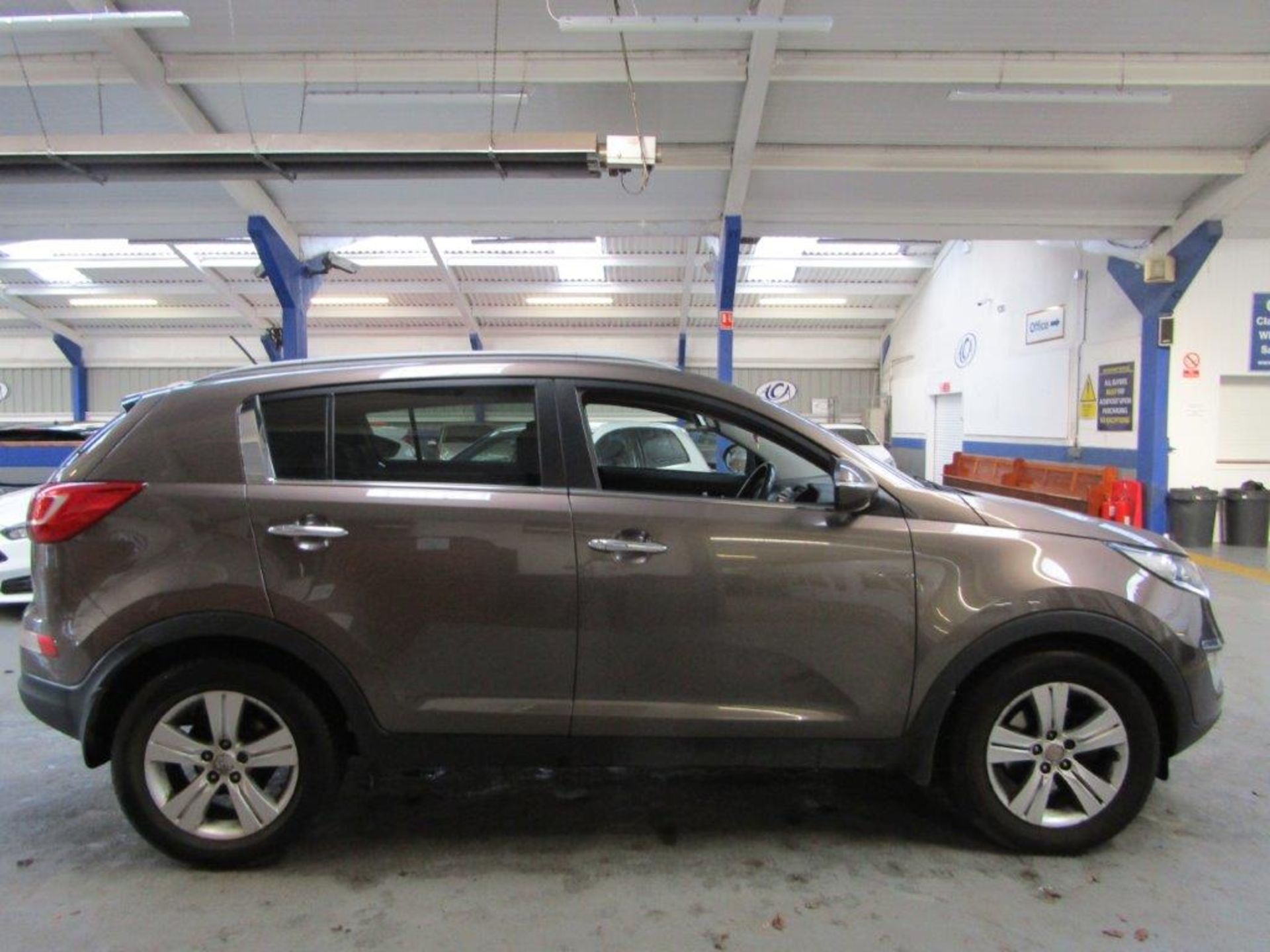 13 13 Kia Sportage 2 CRDi - Image 21 of 25