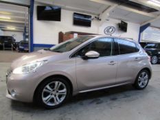 13 13 Peugeot 208 Allure