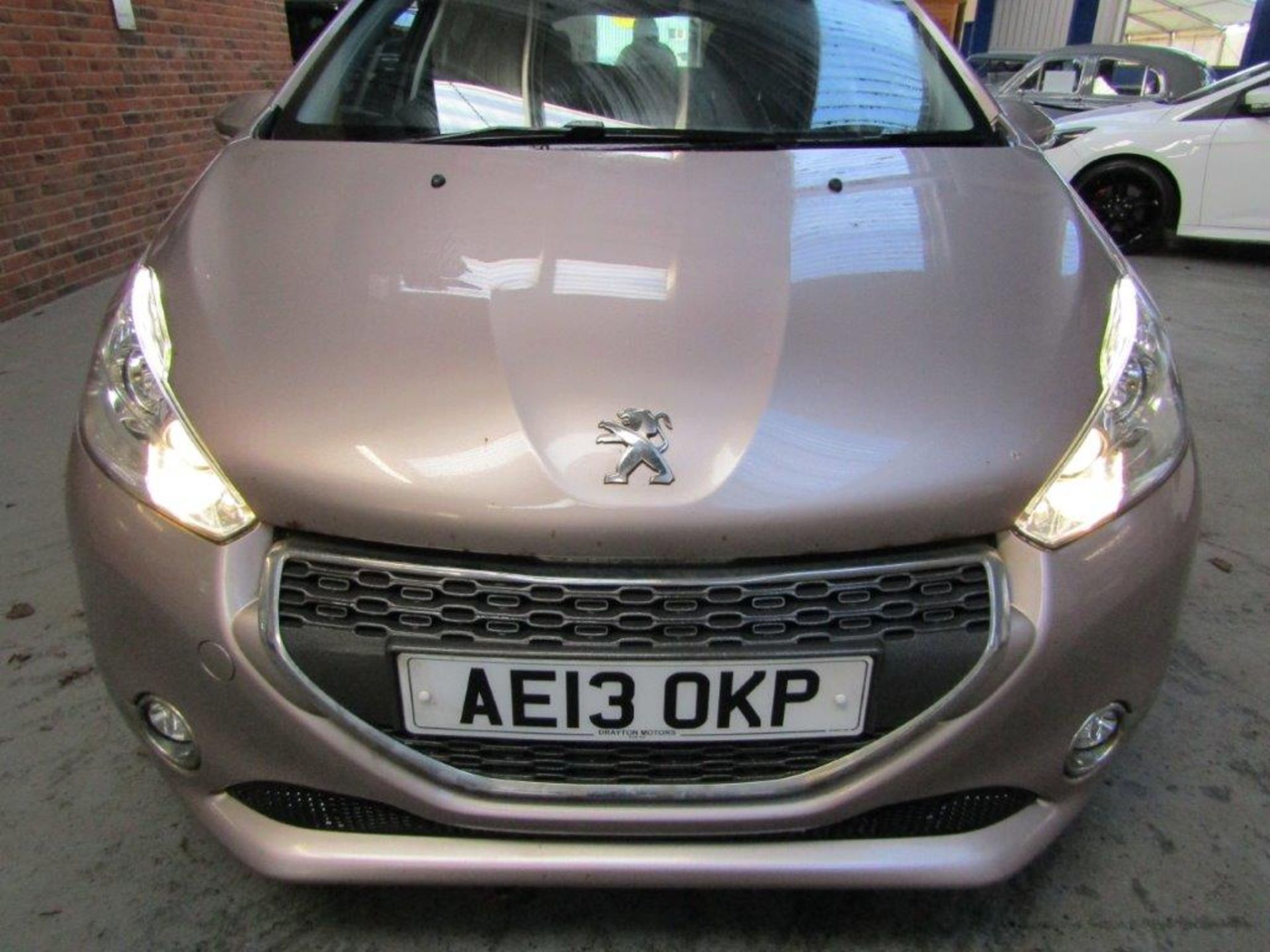 13 13 Peugeot 208 Allure - Image 13 of 27