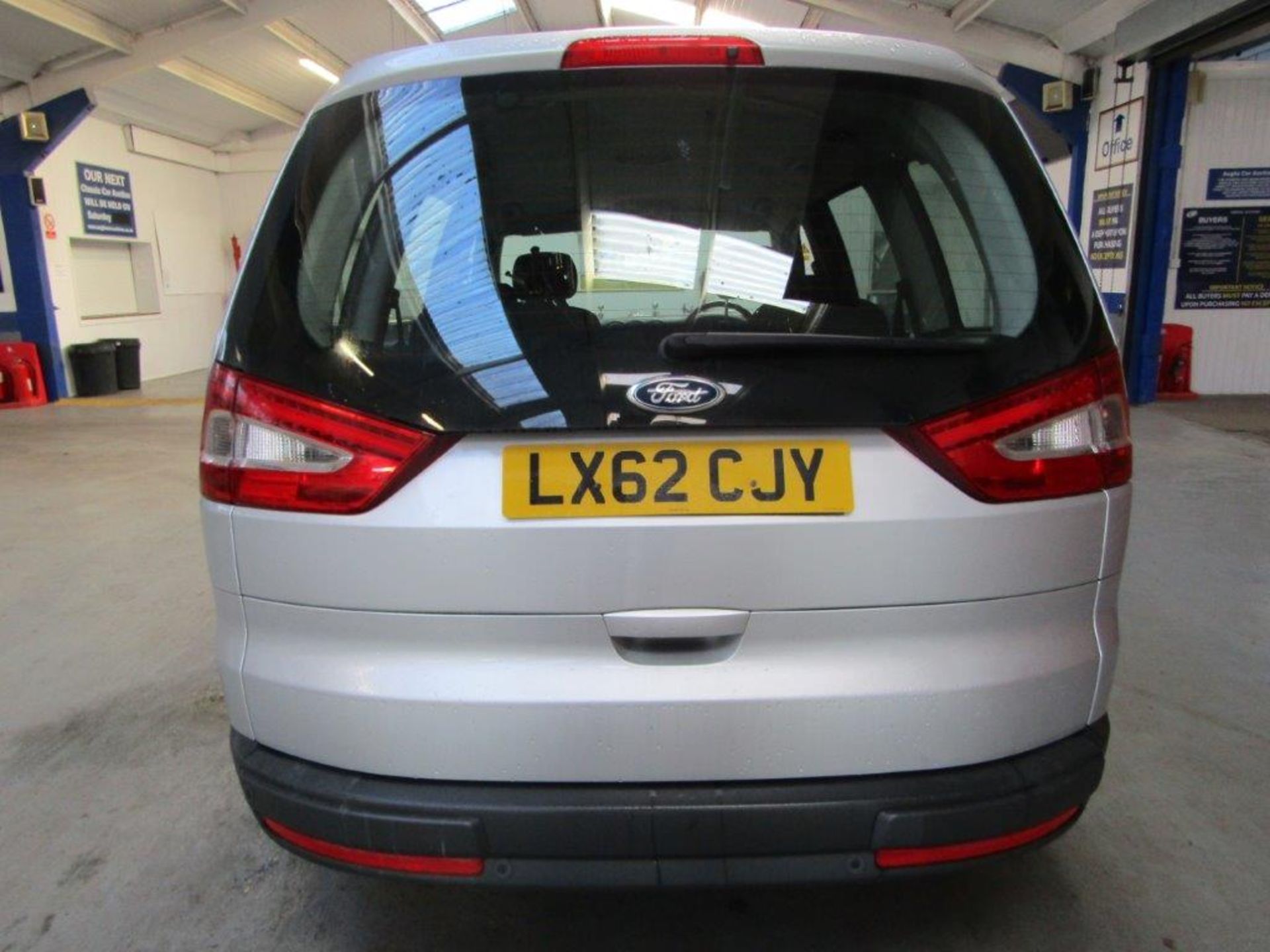 62 12 Ford Galaxy Zetec TDCI Auto - Image 3 of 25