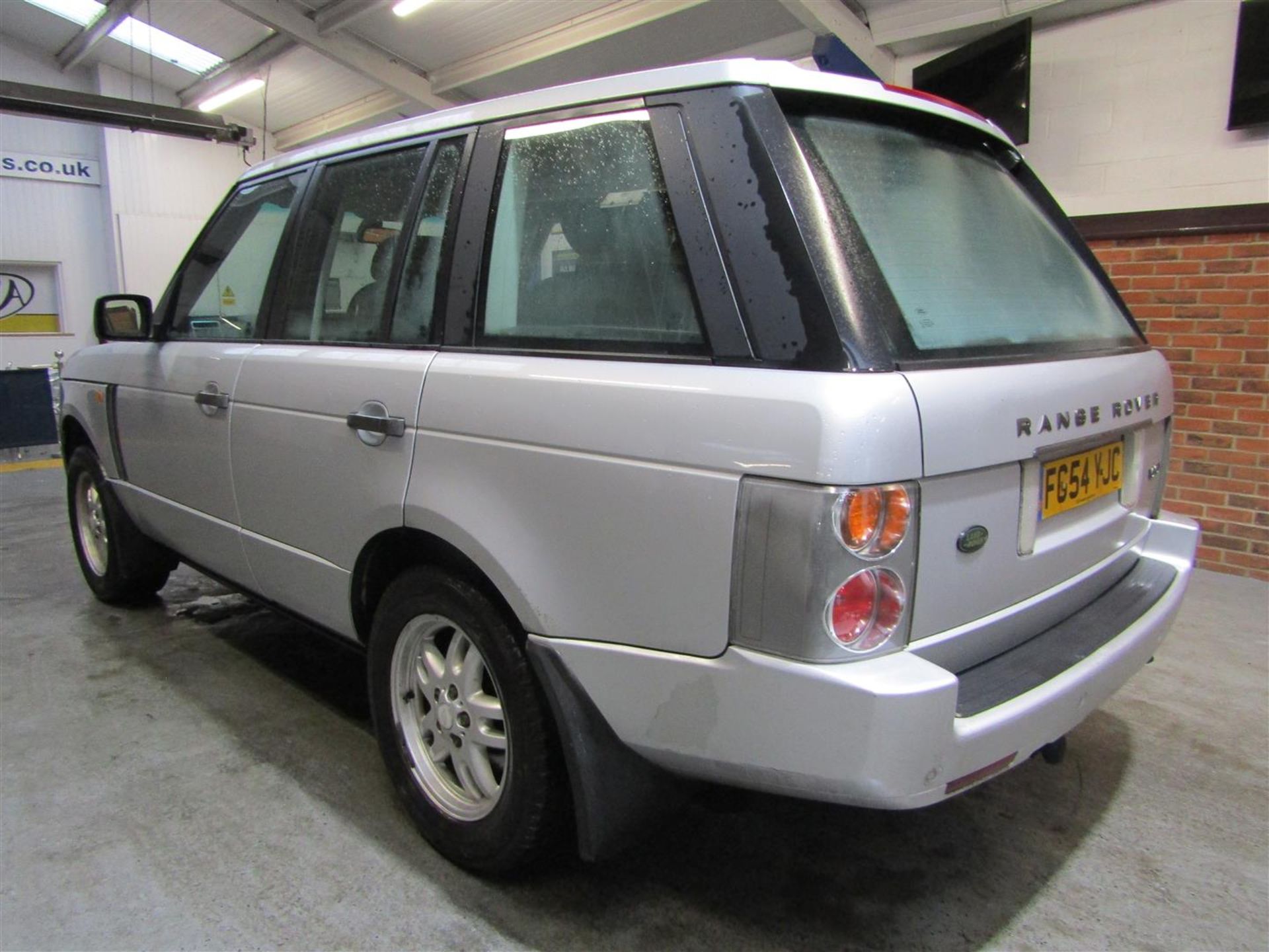 04 54 L/R Range Rover Vogue TD6 A - Image 3 of 39