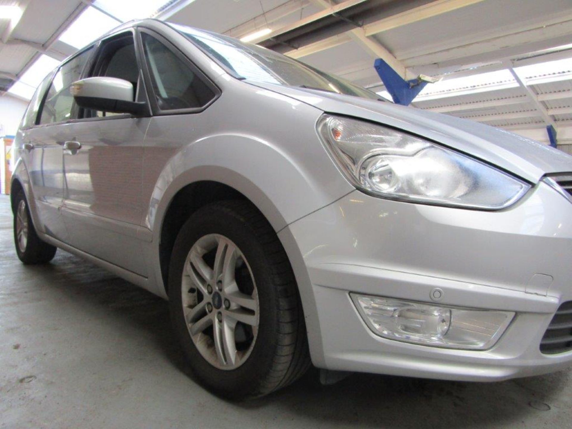 62 12 Ford Galaxy Zetec TDCI Auto - Image 7 of 25