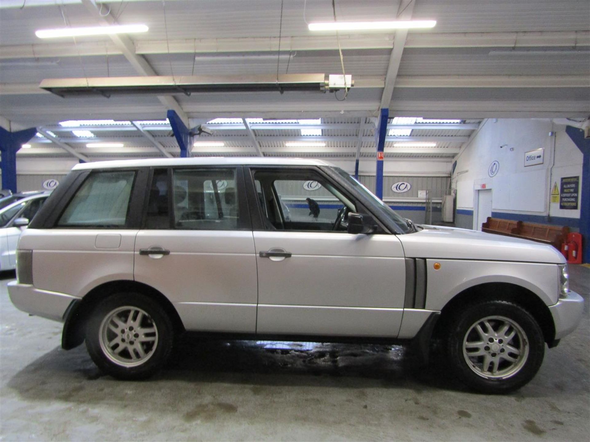 04 54 L/R Range Rover Vogue TD6 A - Image 23 of 39