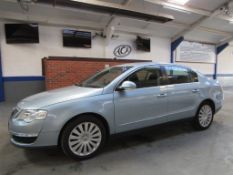 08 08 VW Passat Highline TDI