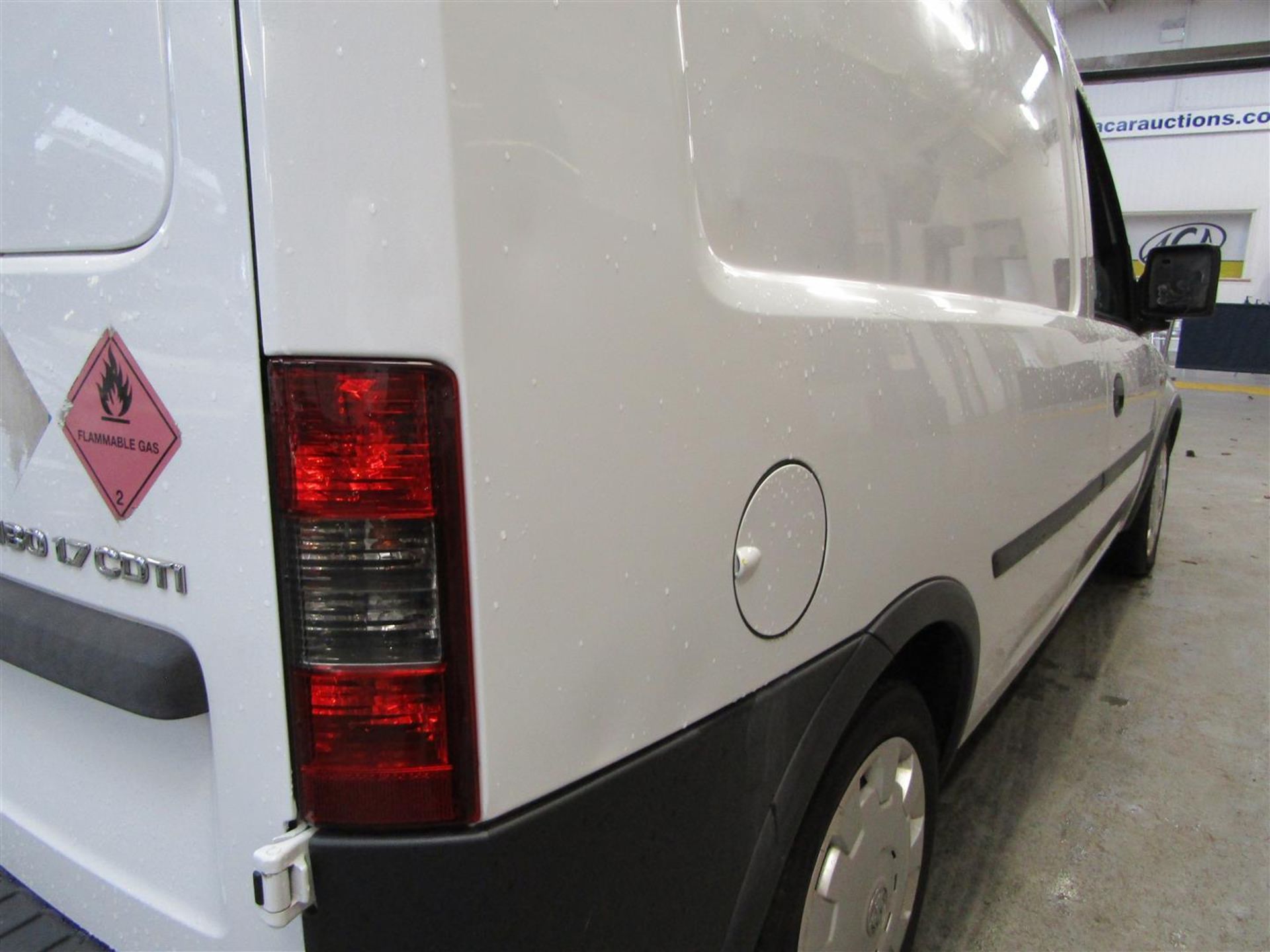 60 10 Vauxhall Combo 1700 CDTI - Image 11 of 26