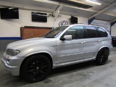 06 06 BMW X5 4.8iS Auto