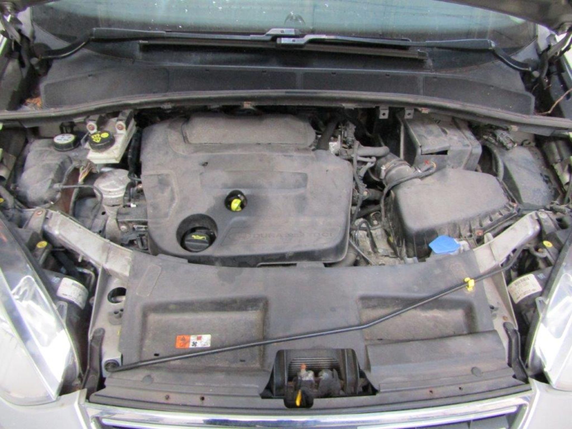 62 12 Ford Galaxy Zetec TDCI Auto - Image 17 of 25