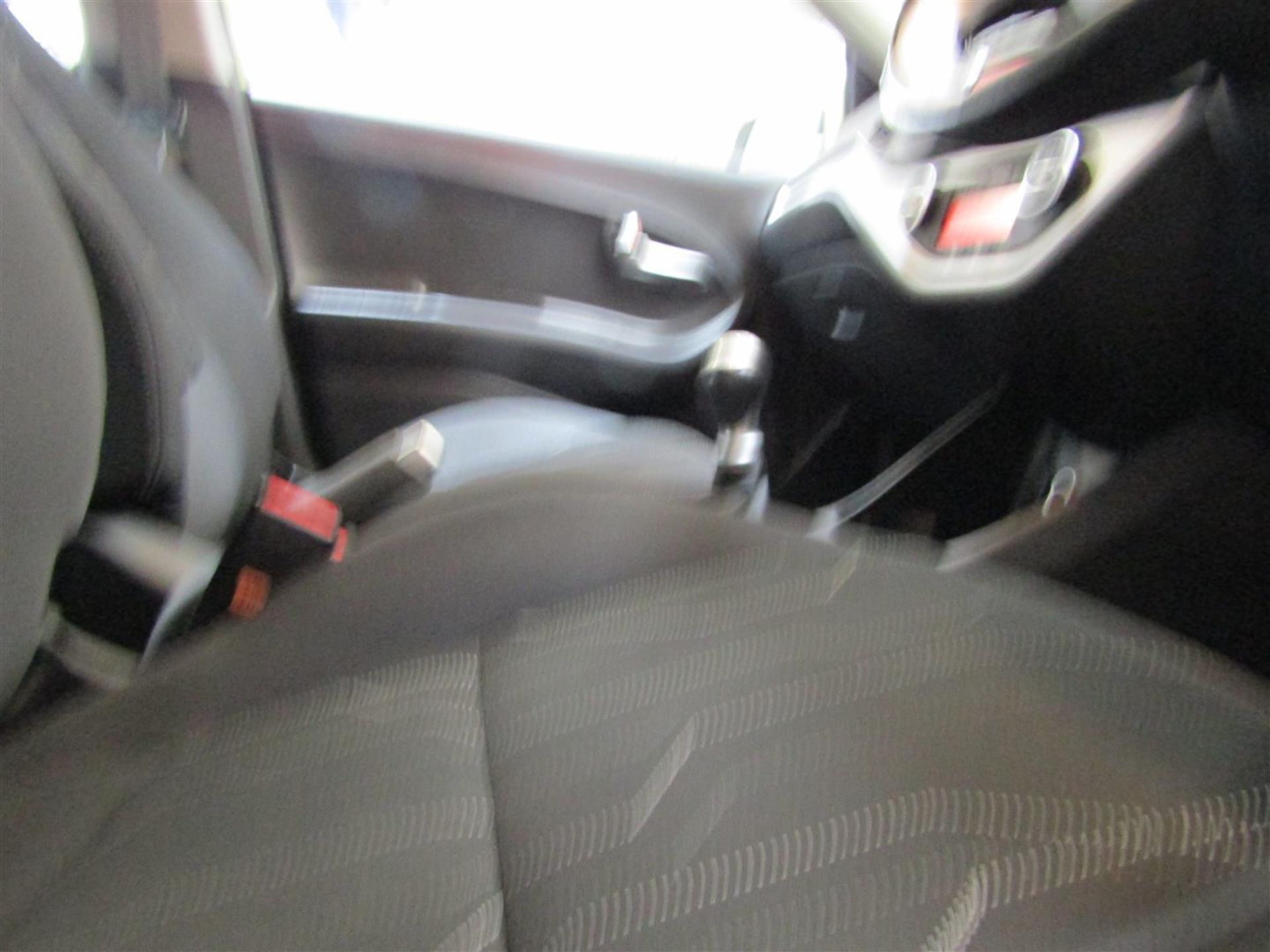 63 13 Kia Picanto 3 - Image 4 of 17