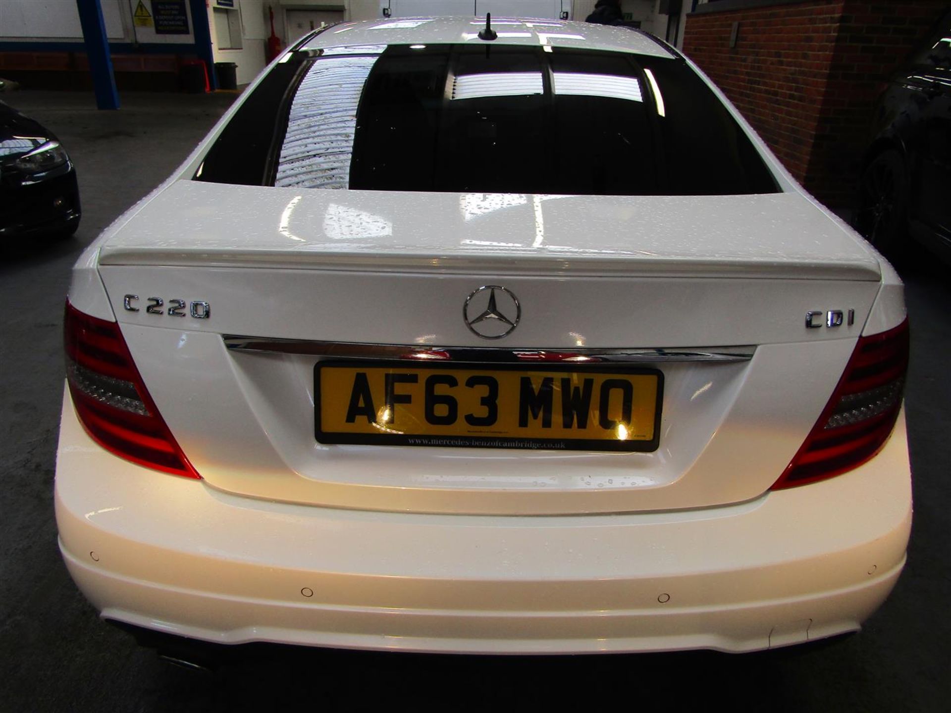 63 13 Mercedes C220 AMG Sport + CDI - Image 2 of 28