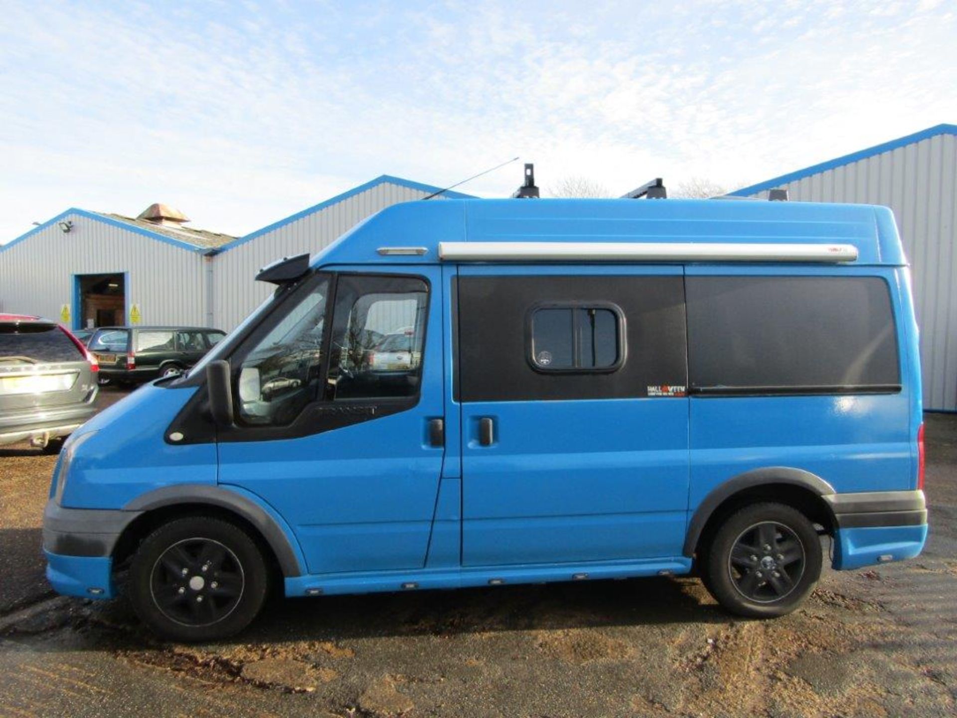 56 06 Ford Transit 130 T260S FWD - Image 2 of 17