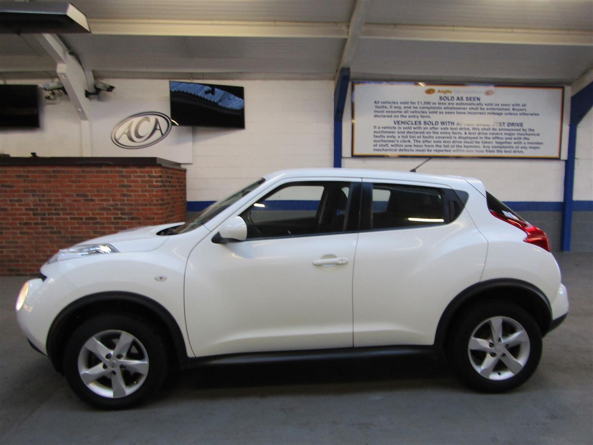 63 13 Nissan Juke Visia - Image 12 of 24