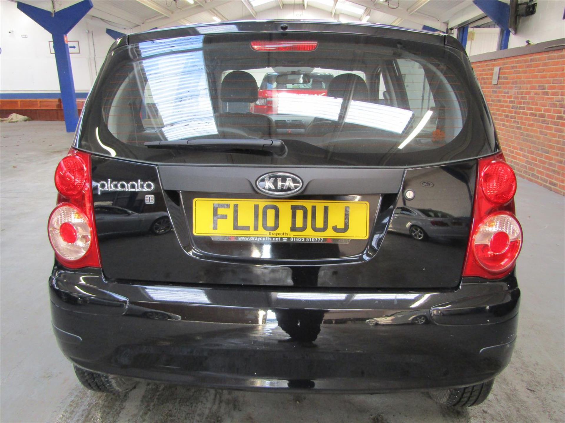 10 10 Kia Picanto 1 - Image 2 of 18