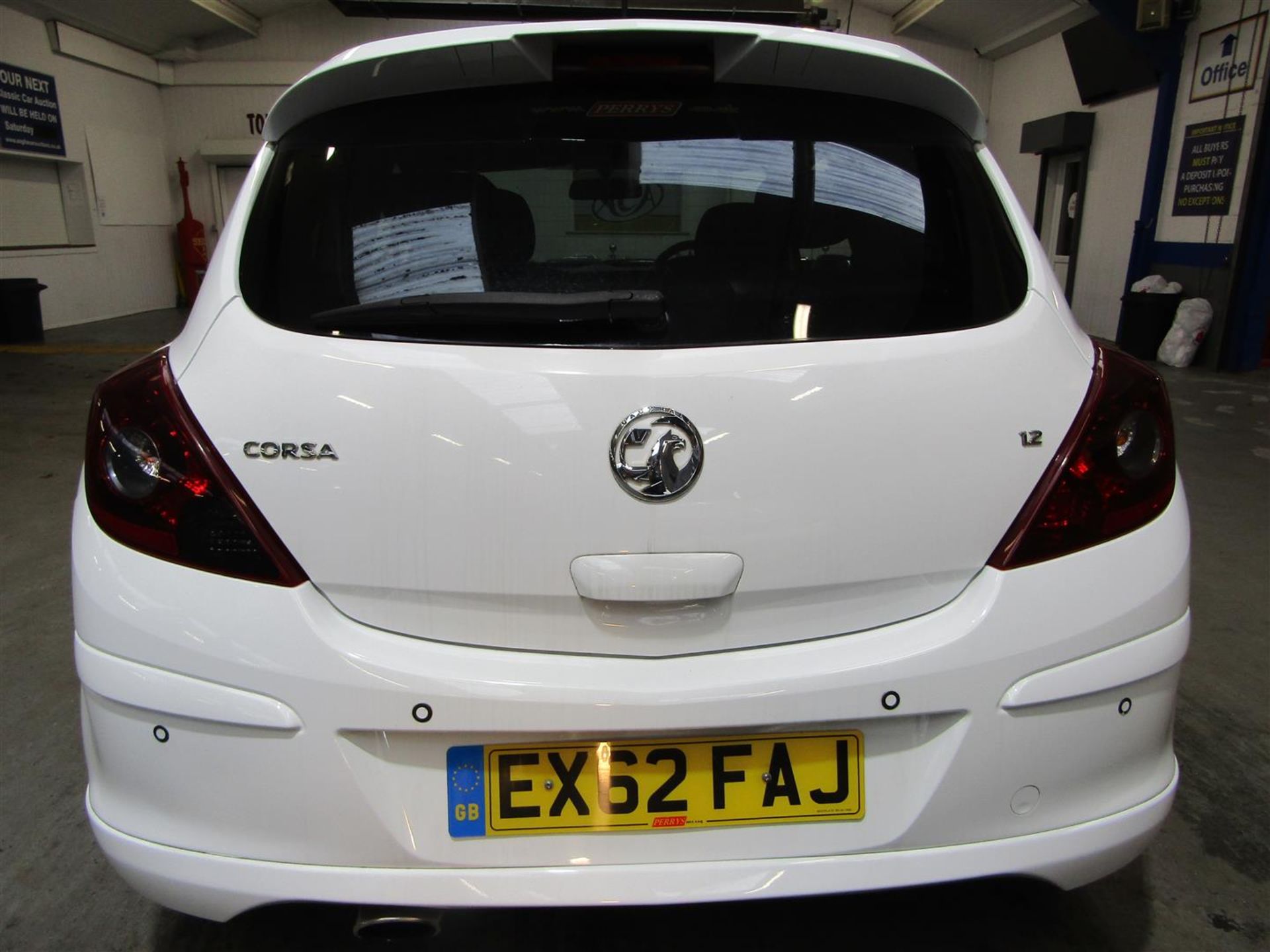 62 12 Vauxhall Corsa Limited Edition - Image 11 of 12