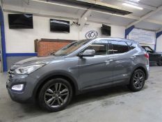 14 14 Hyundai Santa Fe Premium SE