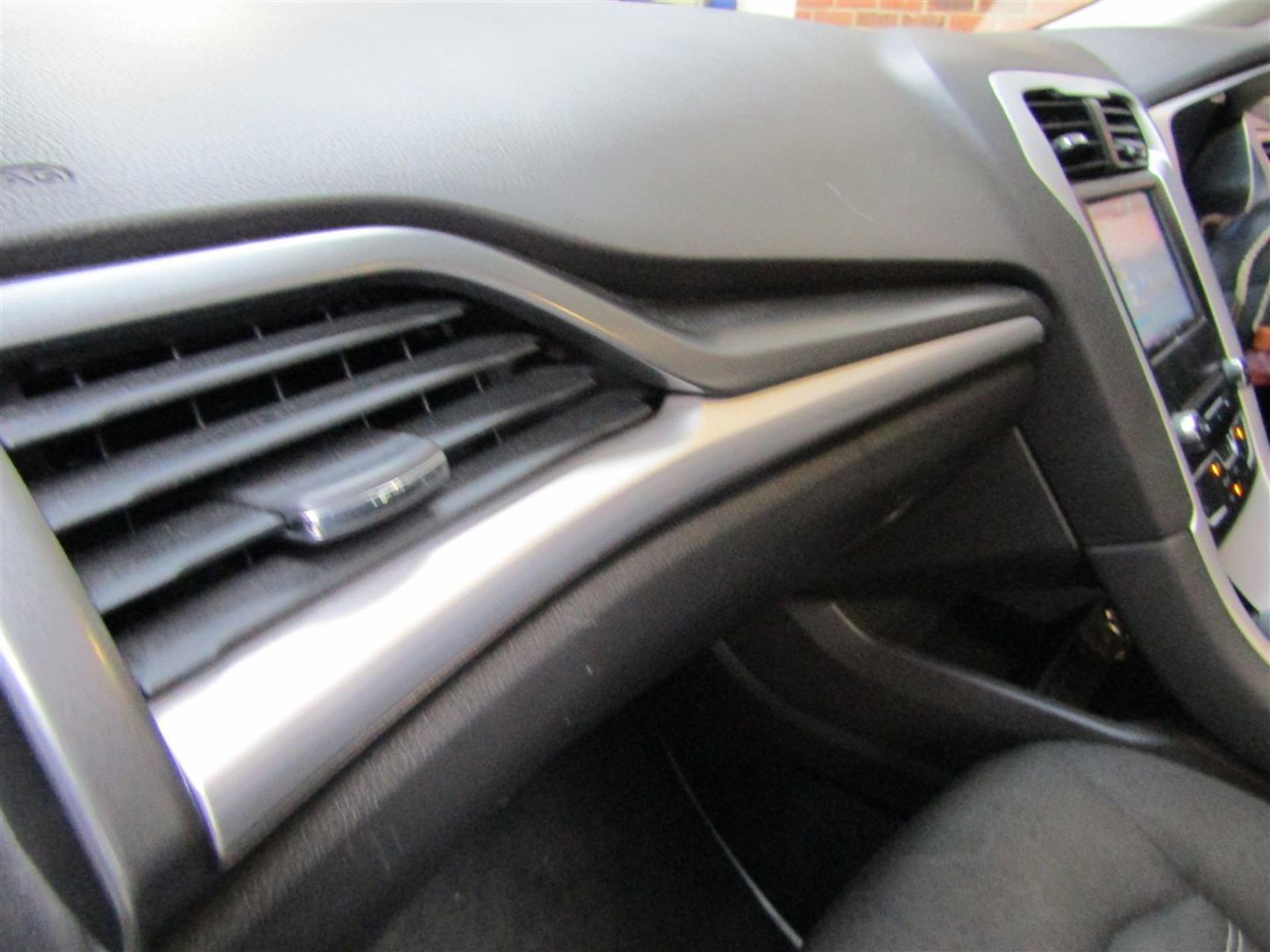 15 15 Ford Mondeo Zetec Eco TDCI - Image 7 of 24