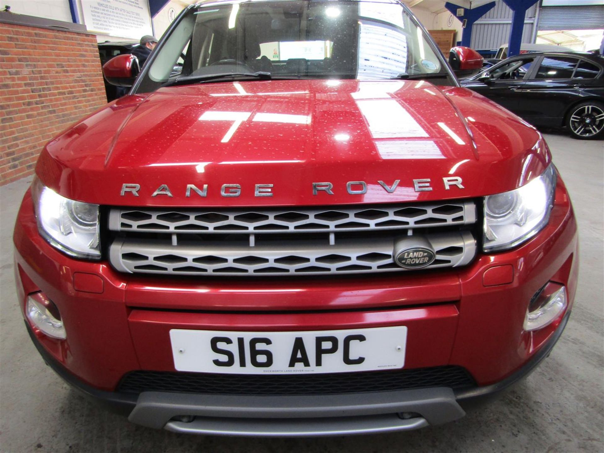 14 14 Range Rover Evoque Pure T - Image 3 of 28