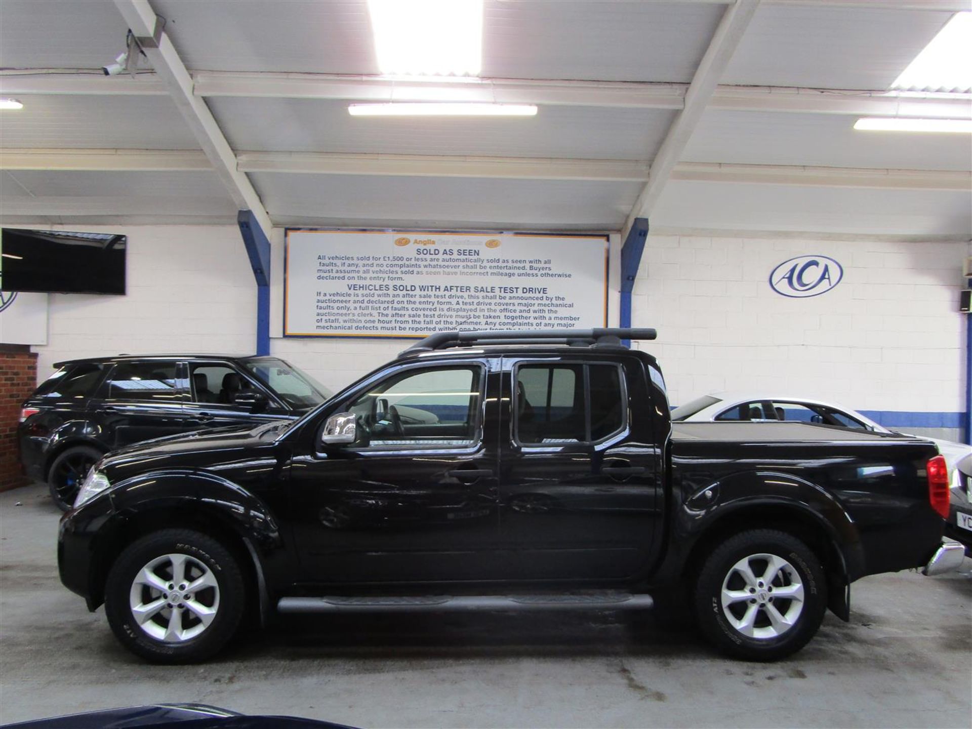 12 12 Nissan Navara Tekna DCI 188 - Image 3 of 22