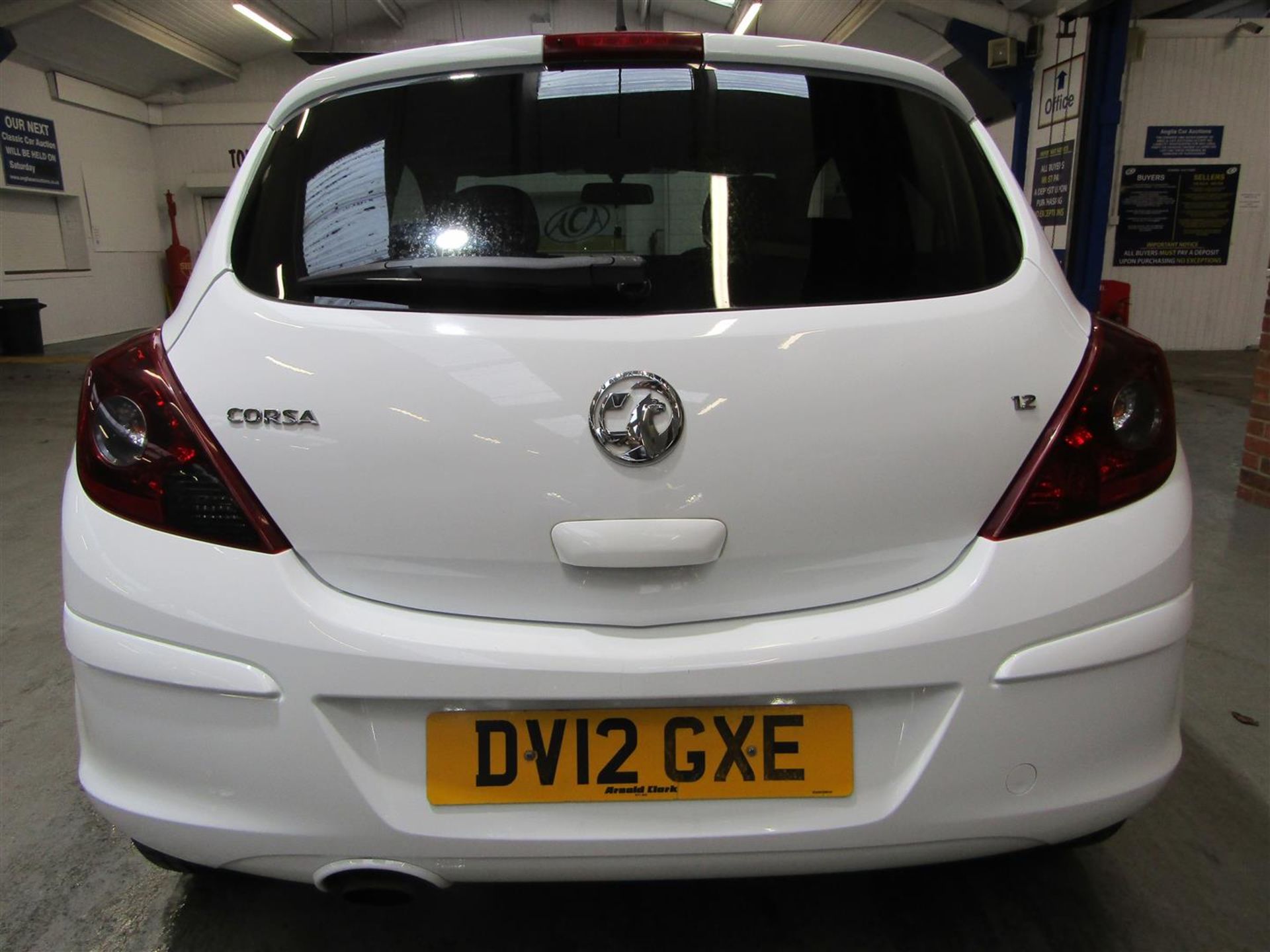 12 12 Vauxhall Corsa SXI - Image 10 of 13