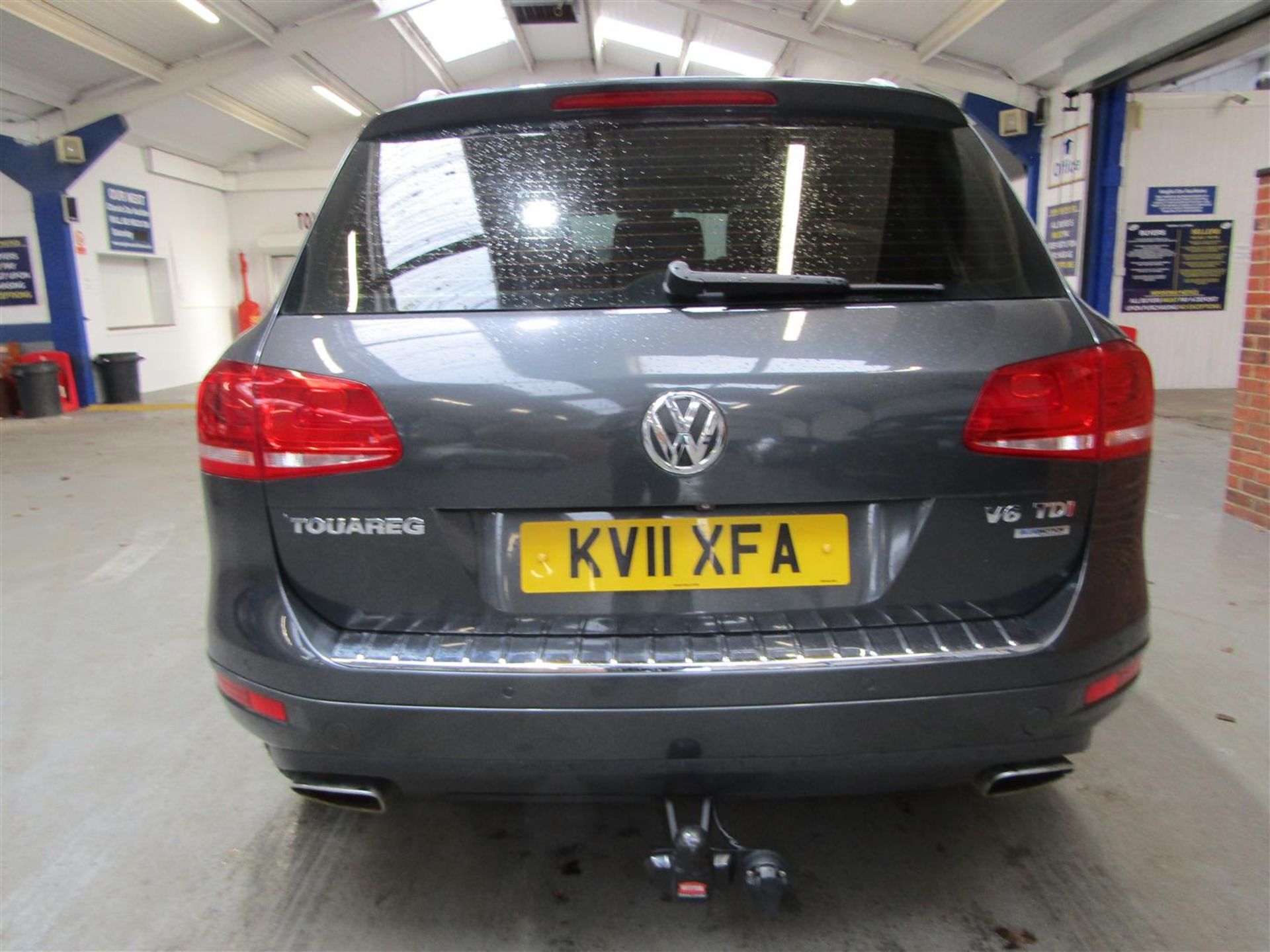 11 11 VW Touareg SE V6TDI B-Tech - Image 12 of 13