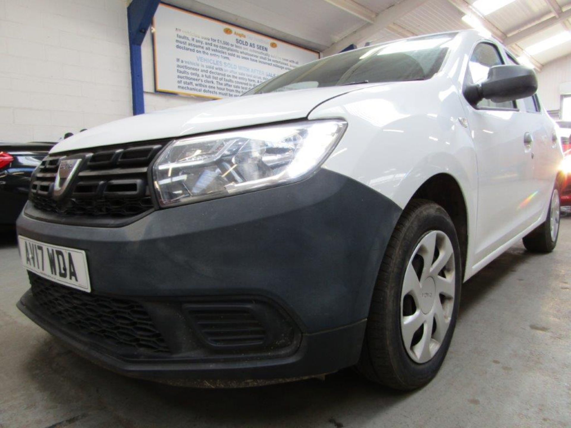 17 17 Dacia Sandero Access SCE - Image 7 of 16