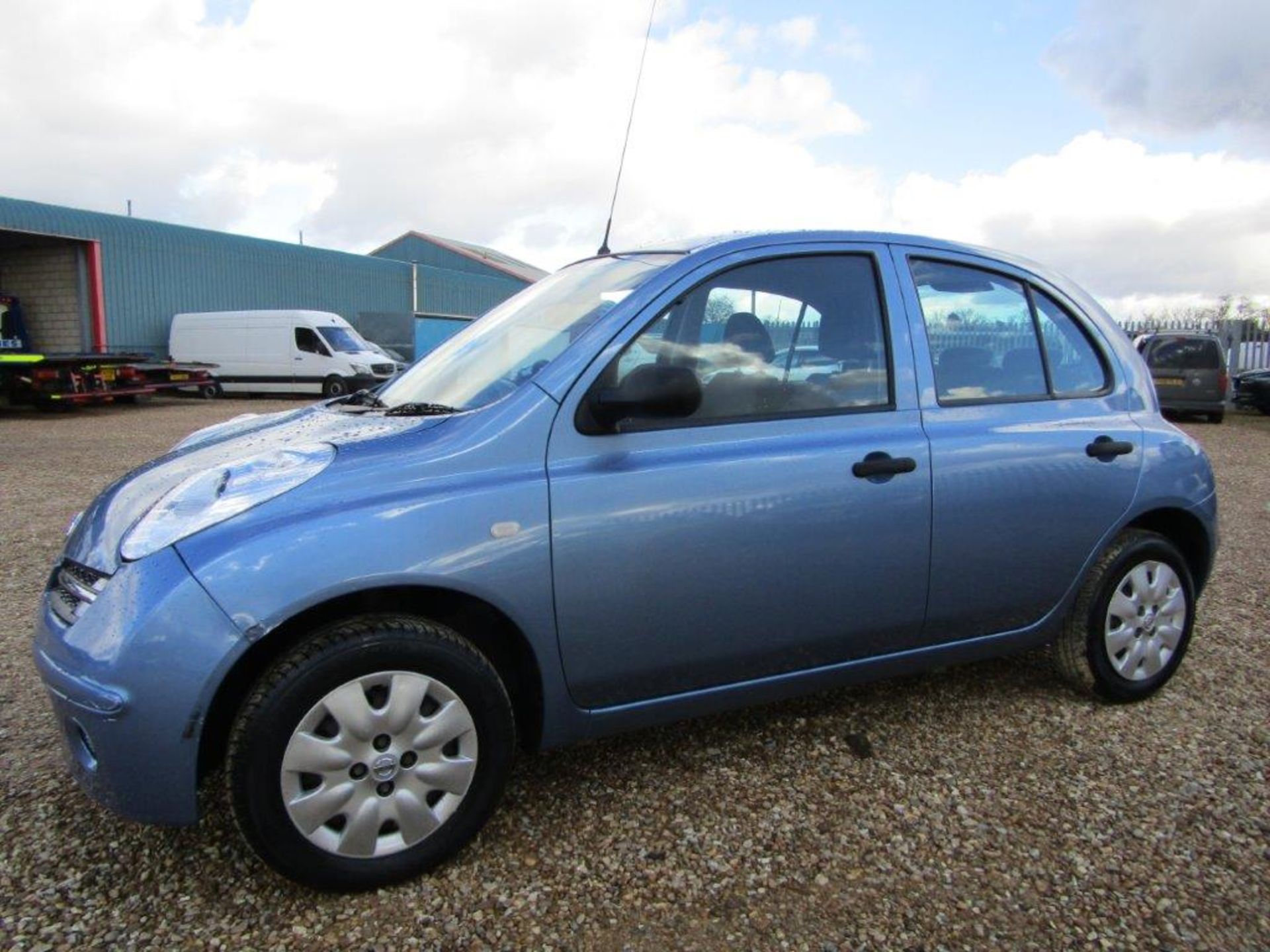 07 07 Nissan Micra Initia