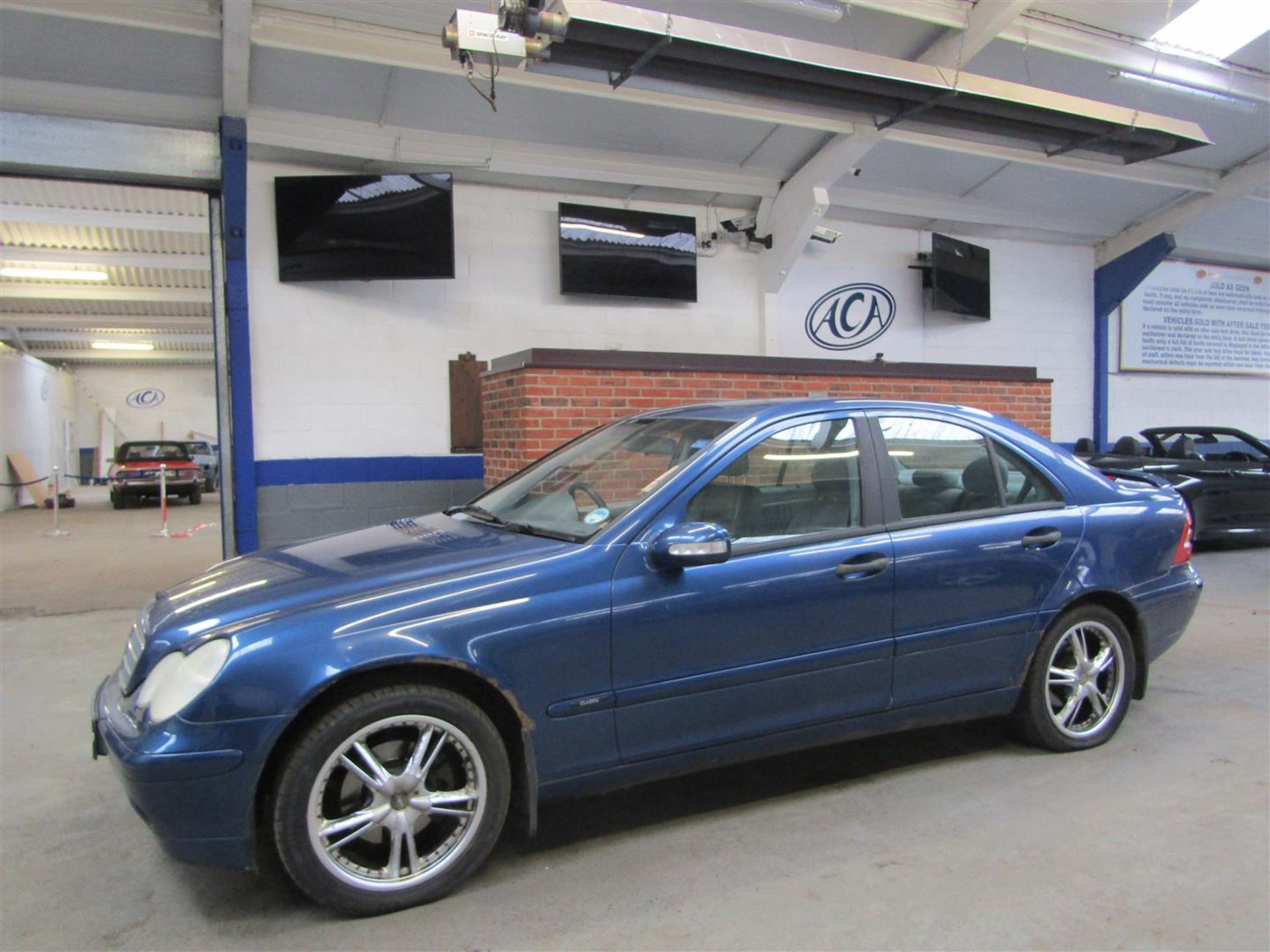 03 03 Mercedes C220 CDI Classic SE