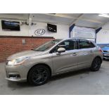 12 12 Citroen C4 Exclusive HDI