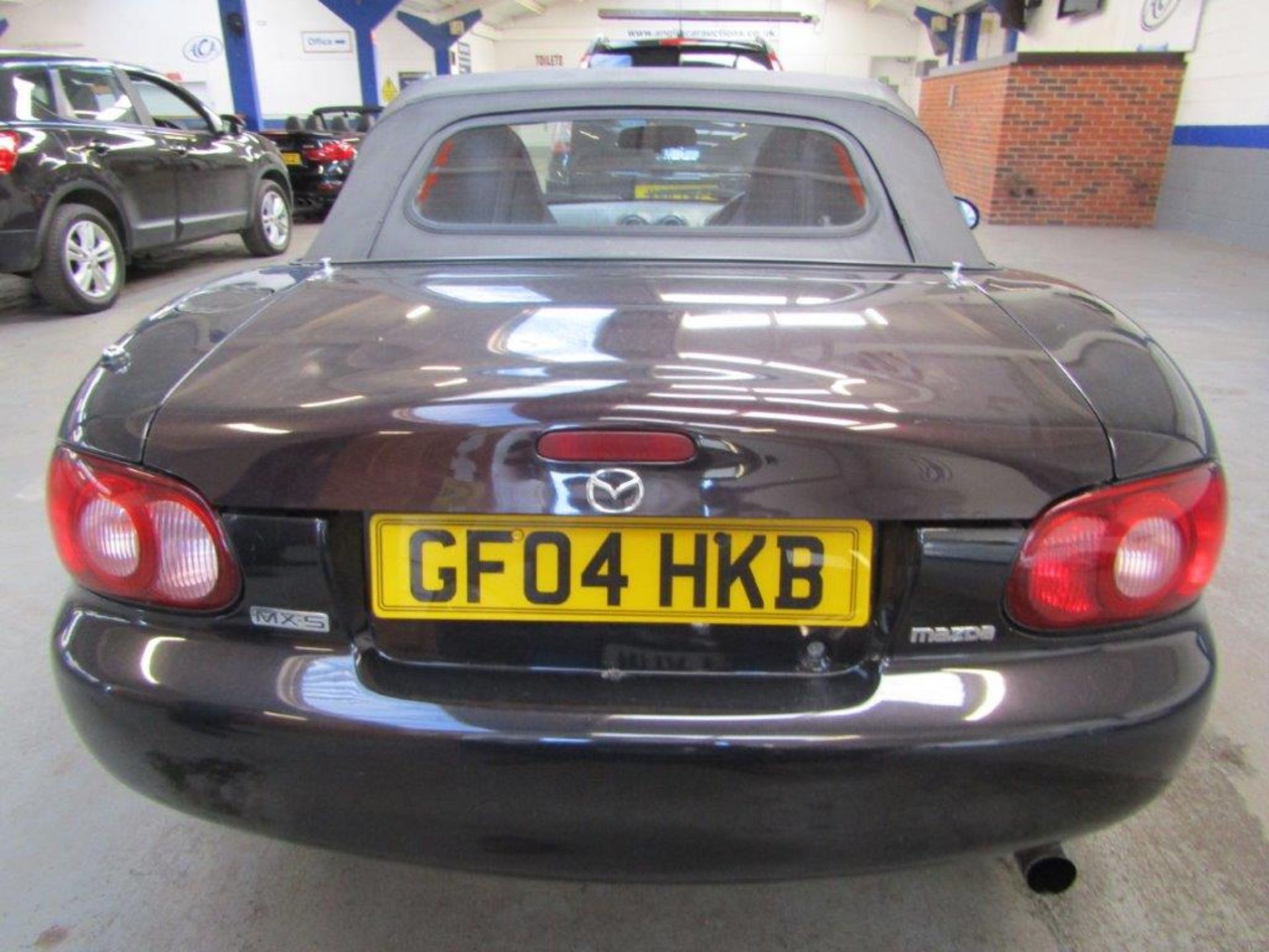 04 04 Mazda MX-5 - Image 18 of 18