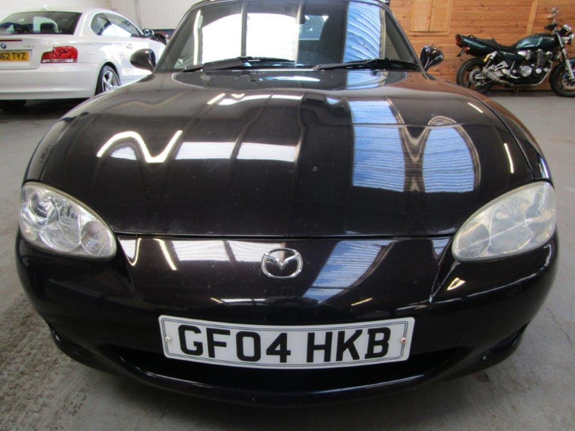 04 04 Mazda MX-5 - Image 2 of 18