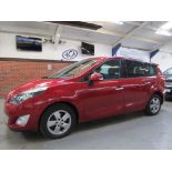 12 12 Renault G Scenic Dyn TT