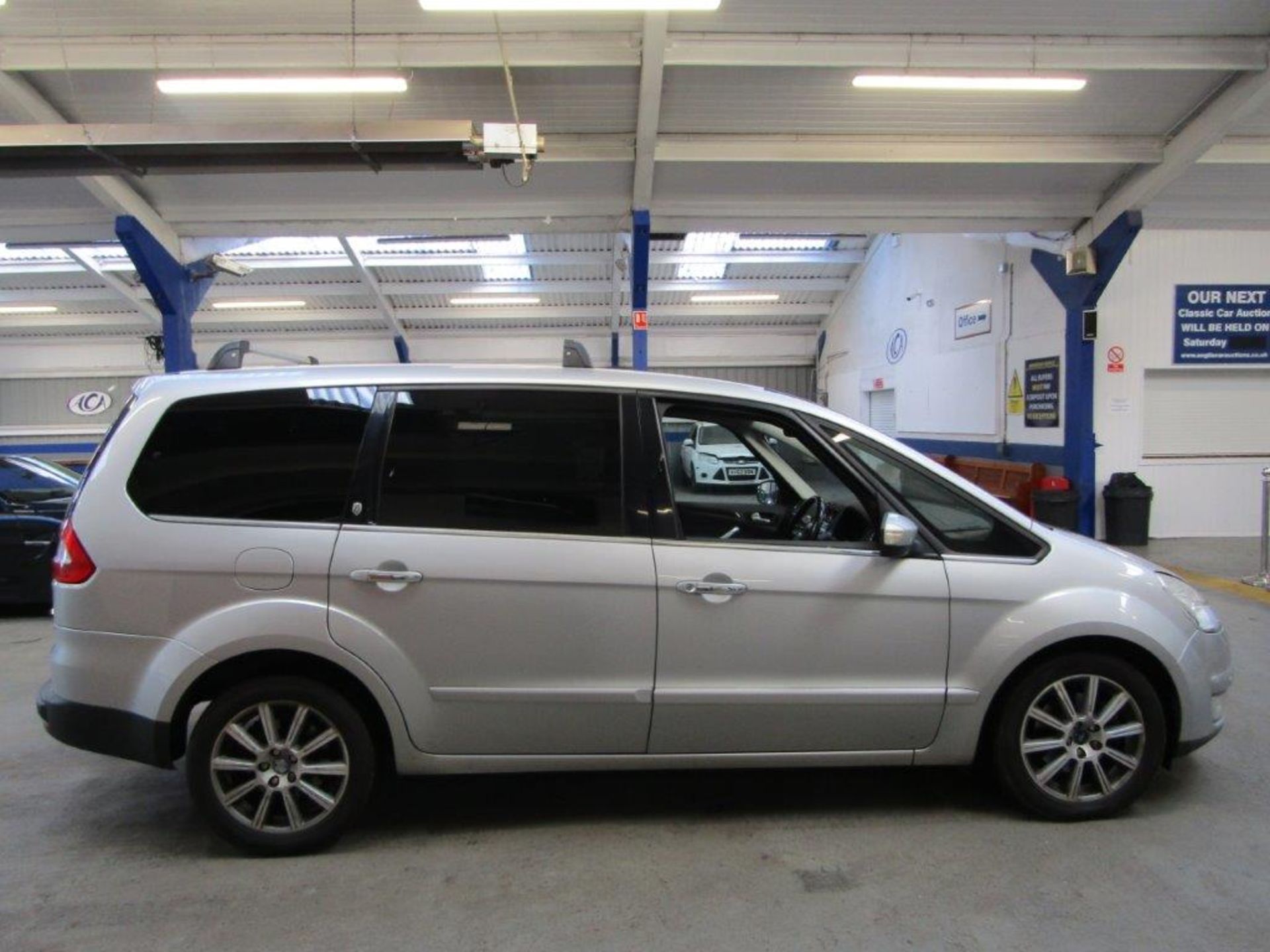 08 08 Ford Galaxy Ghia TDCI - Image 16 of 27