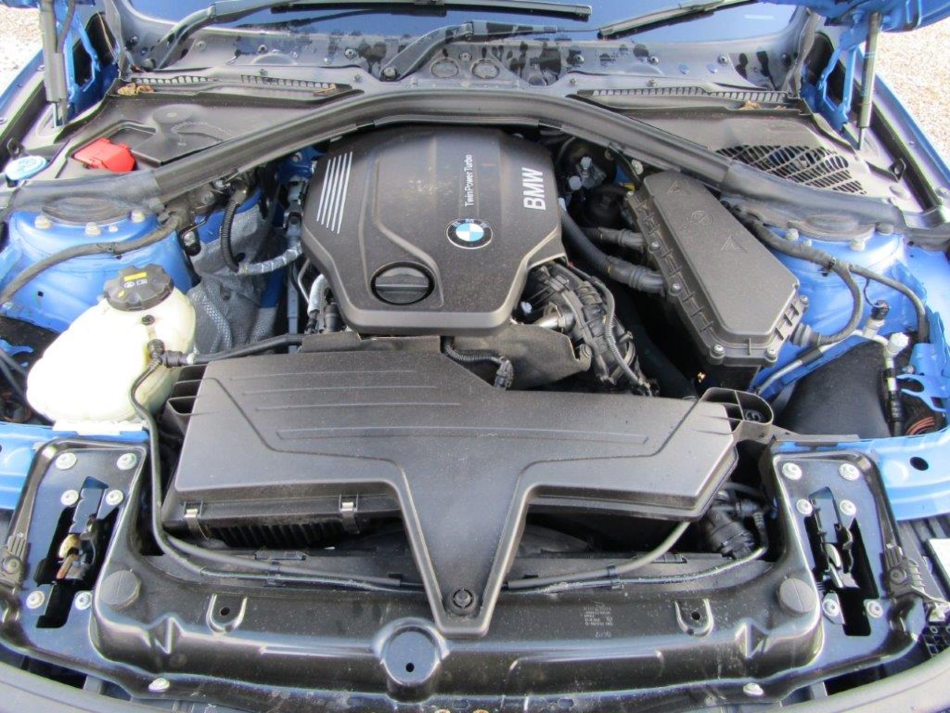 17 17 BMW 320D M Sport Auto - Image 19 of 28