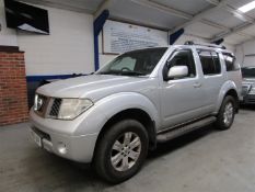 55 06 Nissan Pathfinder SVE DCI