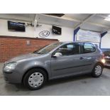 54 04 VW Golf TDI S