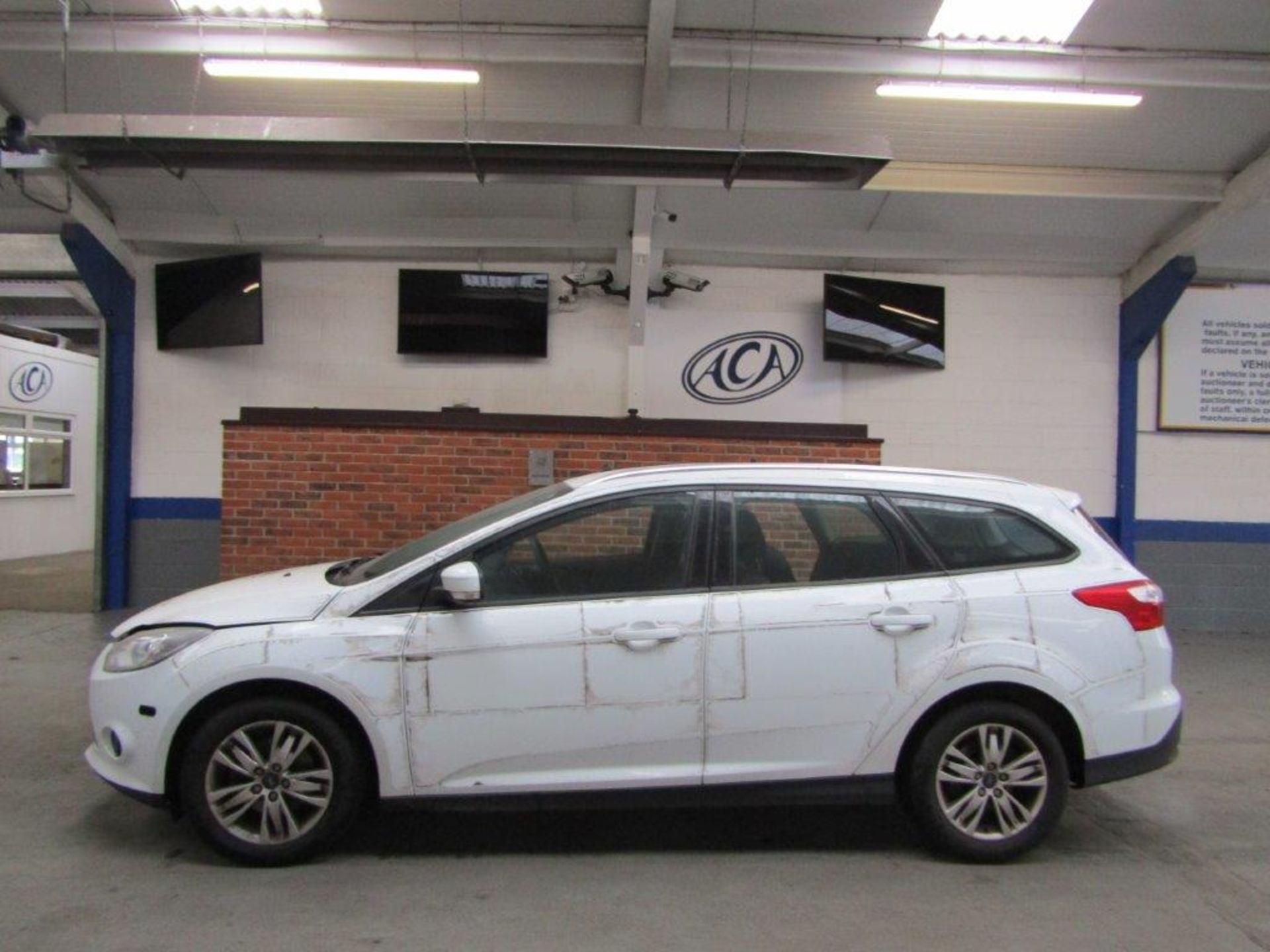 62 12 Ford Focus Edge TDCI 115 - Image 15 of 26