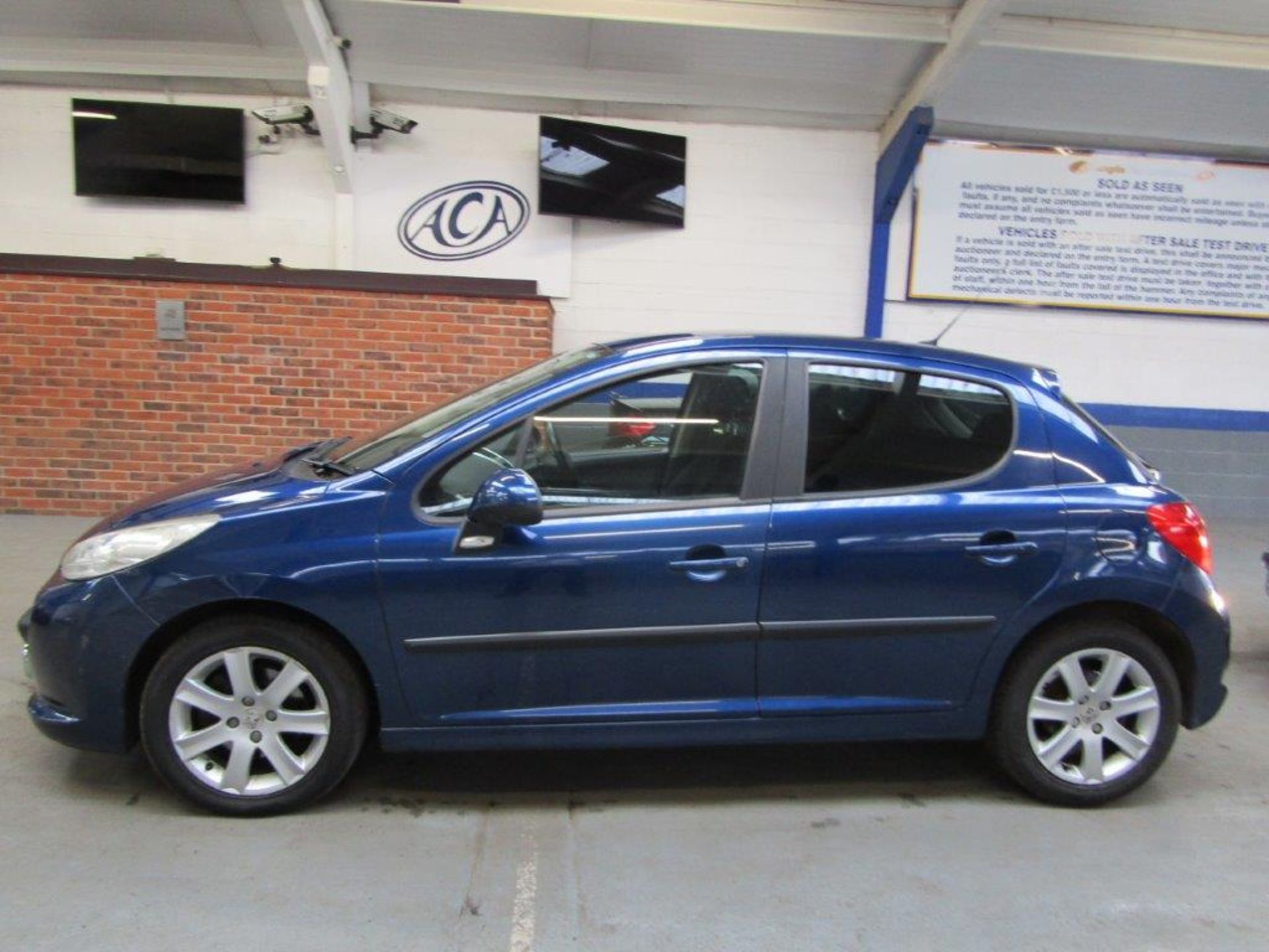 07 07 Peugeot 207 Sport TD 90 - Image 9 of 22