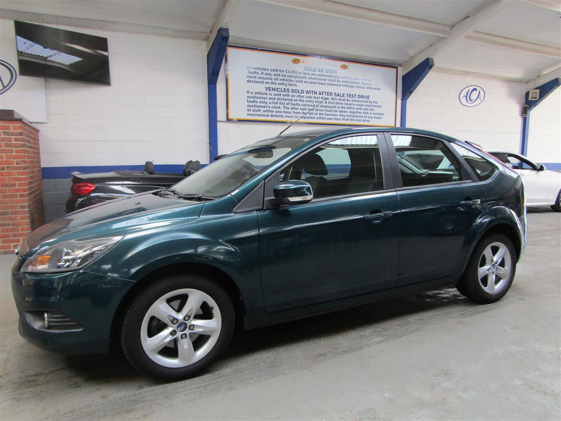 08 08 Ford Focus Zetec 125