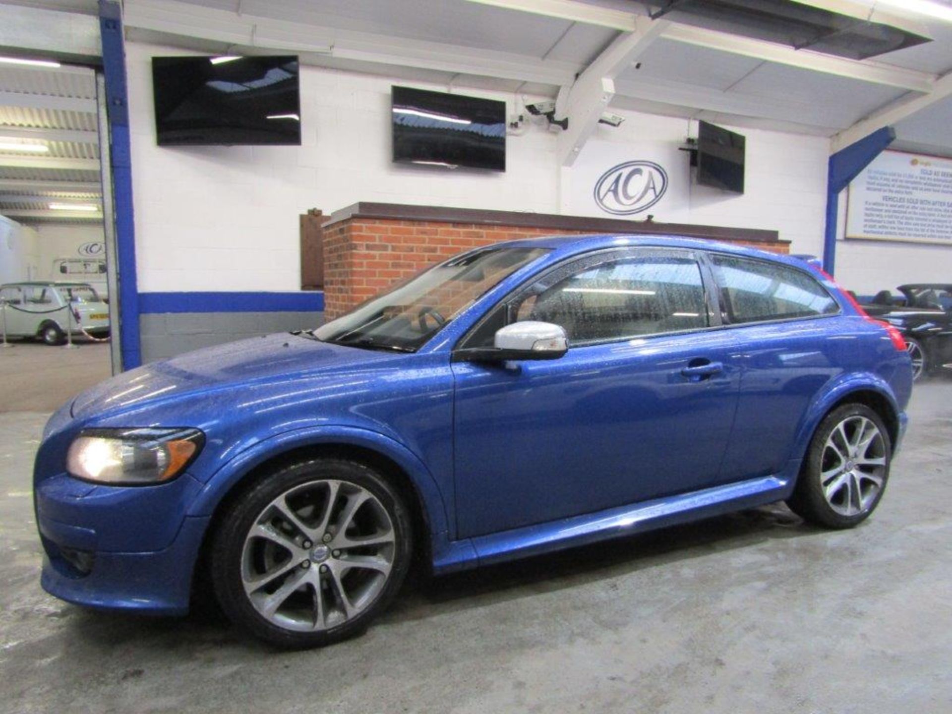 09 09 Volvo C30 SE Sport D5