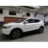 16 16 Nissan Qashqai Tekna Dig-T