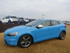 64 14 Volvo V40 R-Design Lux D2