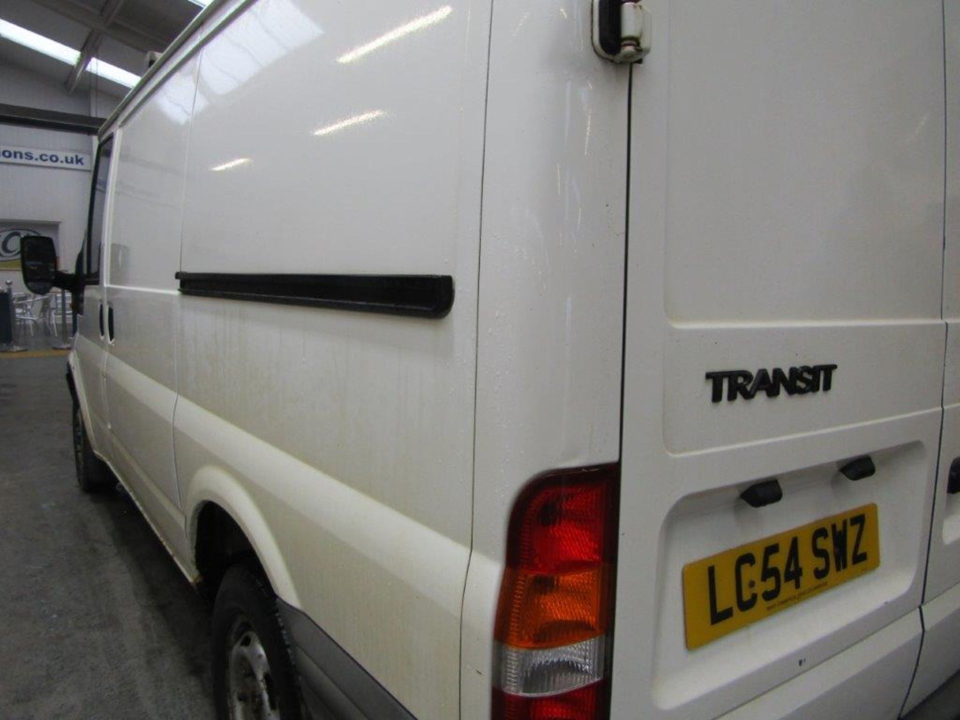 54 05 Ford Transit 300 SWB - Image 8 of 27