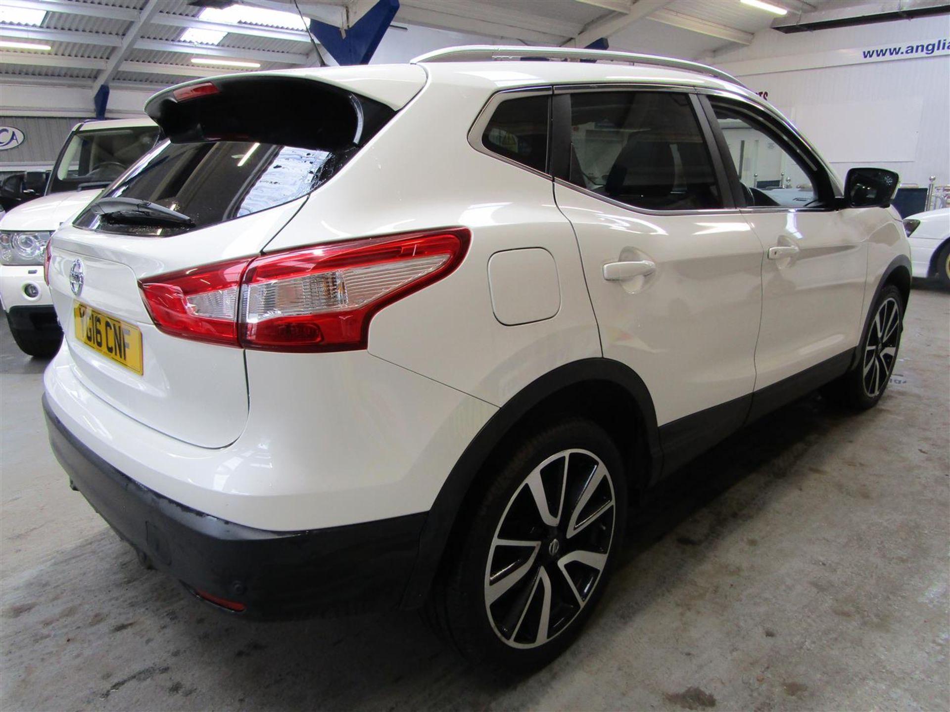 16 16 Nissan Qashqai Tekna Dig-T - Image 22 of 27