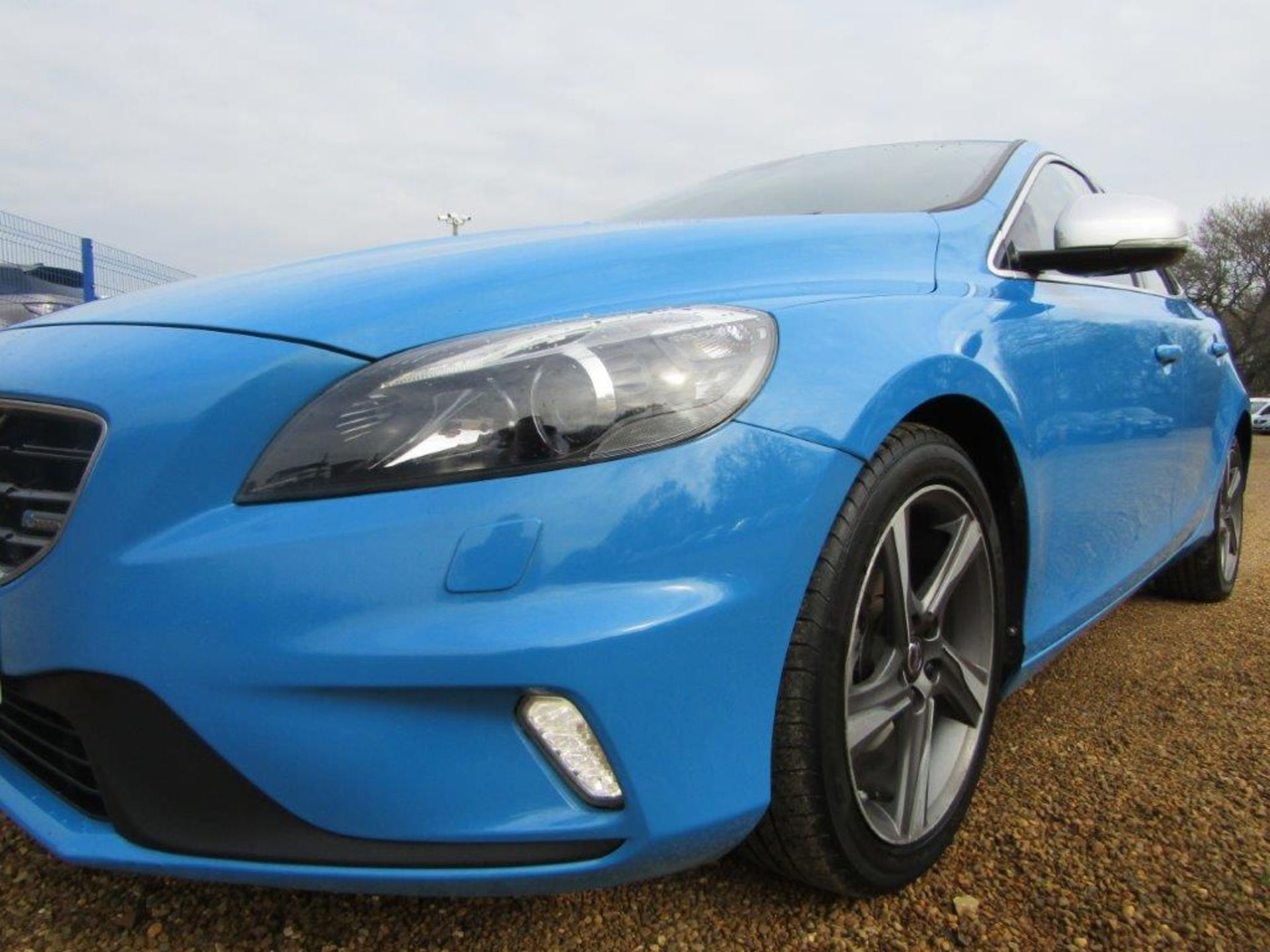 64 14 Volvo V40 R-Design Lux D2 - Image 8 of 28